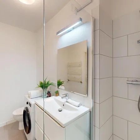 Wroclove - Kurkowa 14 Downtown Апартаменты *